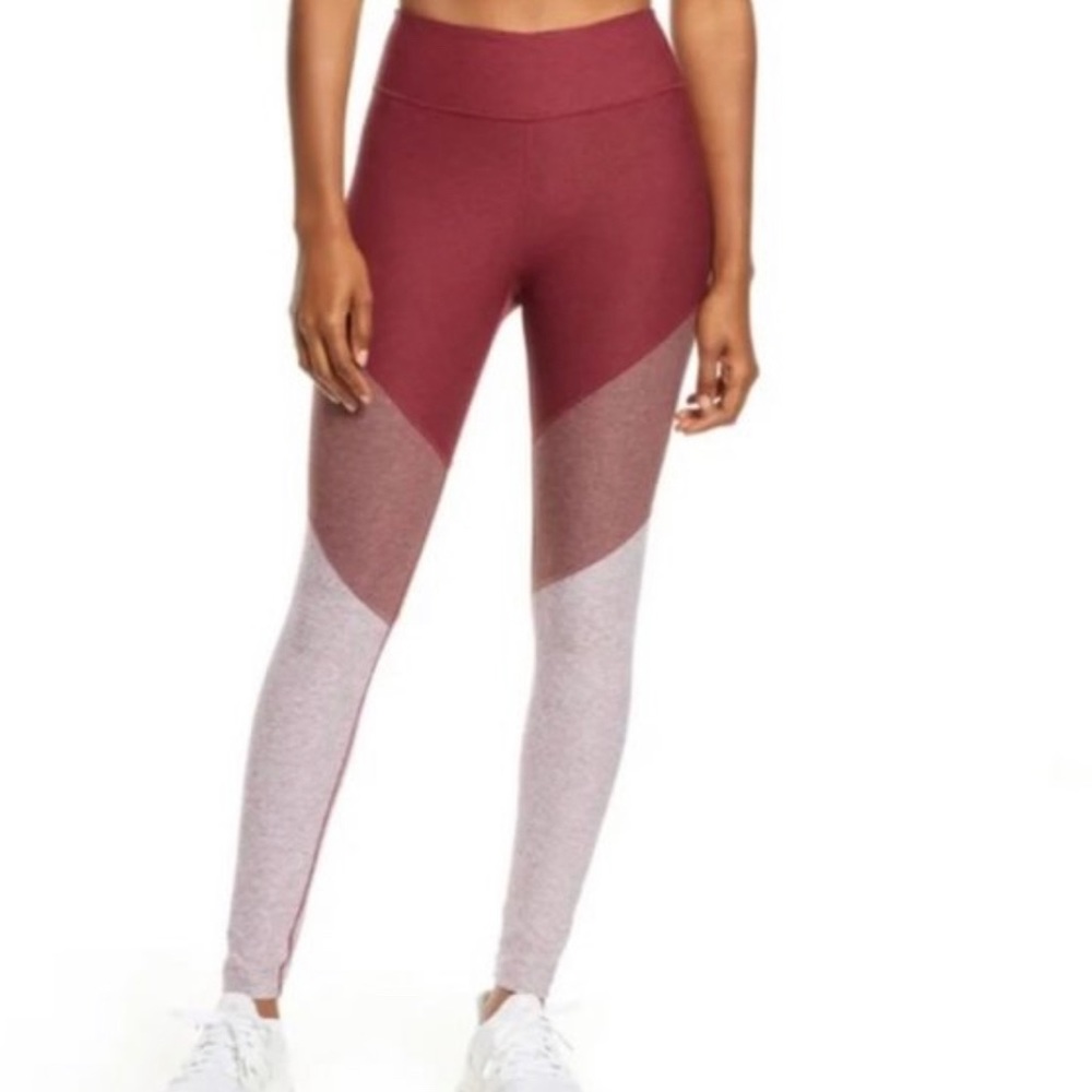 ⭐️3/$25 Outdoor Voices 7/8 Springs Red Pink Colorblock Leggings Tights XS